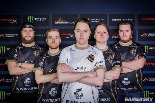 zweih ： 牙痛和低帧率在玩游戏时真的很不舒服