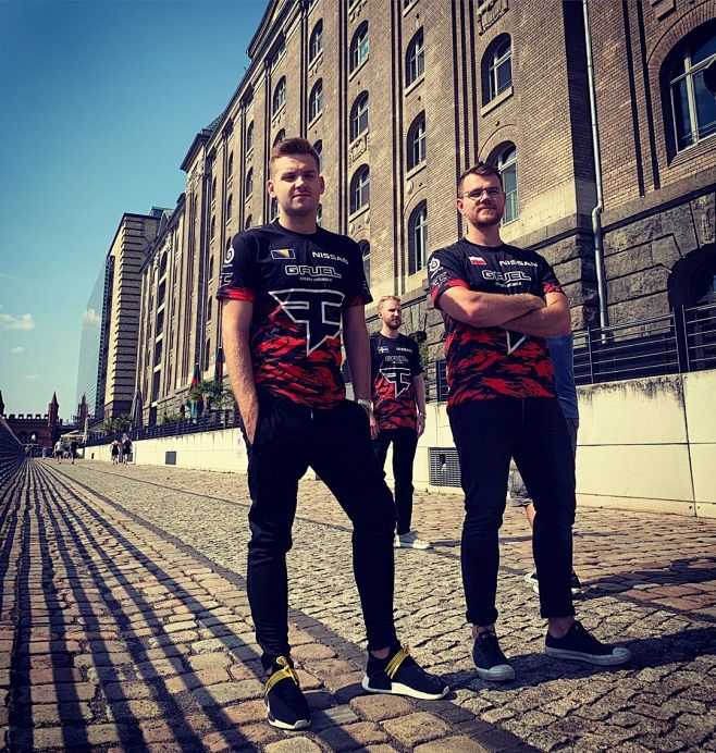 ESL强制要求队伍在里约和亚特兰大预选赛之间做出选择，以确保“所有参与者的公平性”