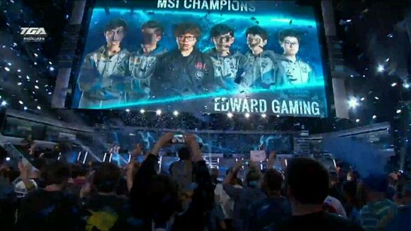 B1ad3 ：NAVI的下一步是将狙击手发展为副指挥