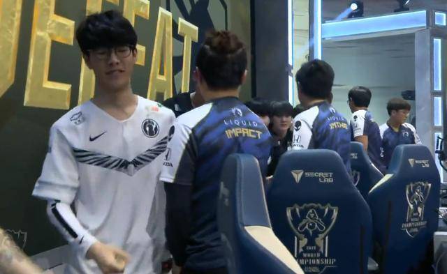 明天的首发阵容： Kanavi 对阵 Xun ，解说员：王多多，Gugu，以及 Zdz