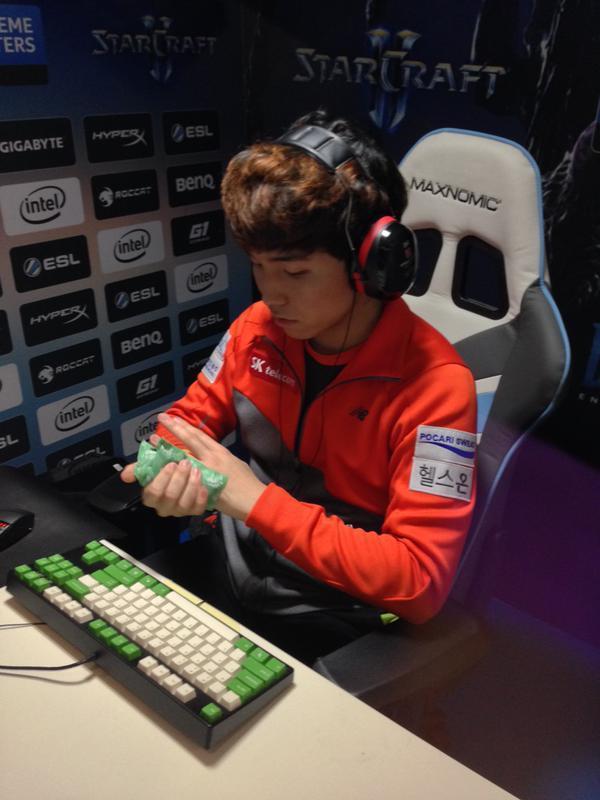 【前瞻】2021KPL春季赛常规赛第二轮佛山GK vs TES，“手法”对决，谁的操作更胜一筹